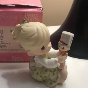 Holiday Precious Moments